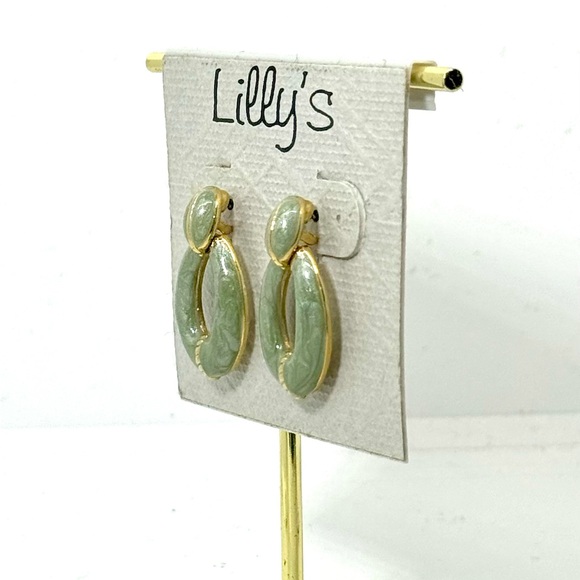 Vintage Gold & Mint Enamel Drop Earrings by Lilly’s - Classic & Elegant Design - Picture 4 of 7